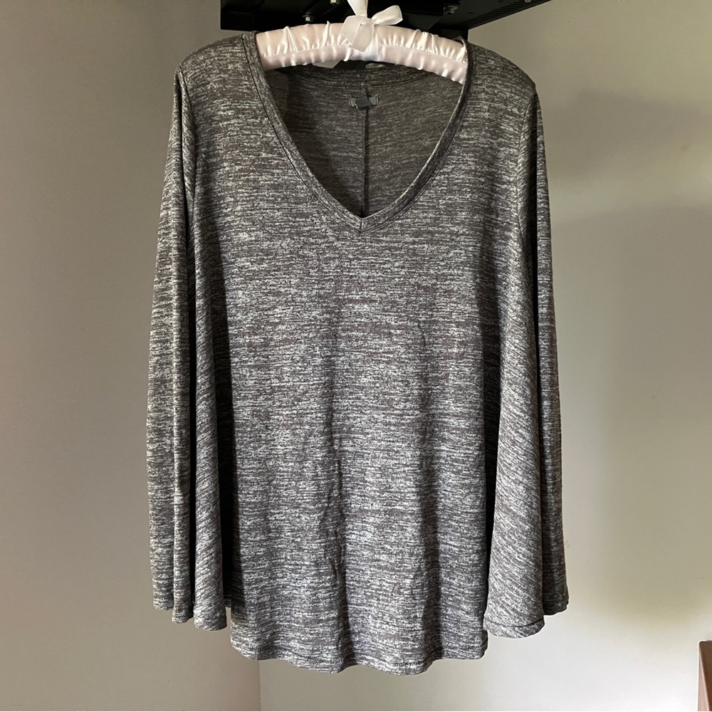 Gray Flowy Long Sleeved V Neck Sweater Top